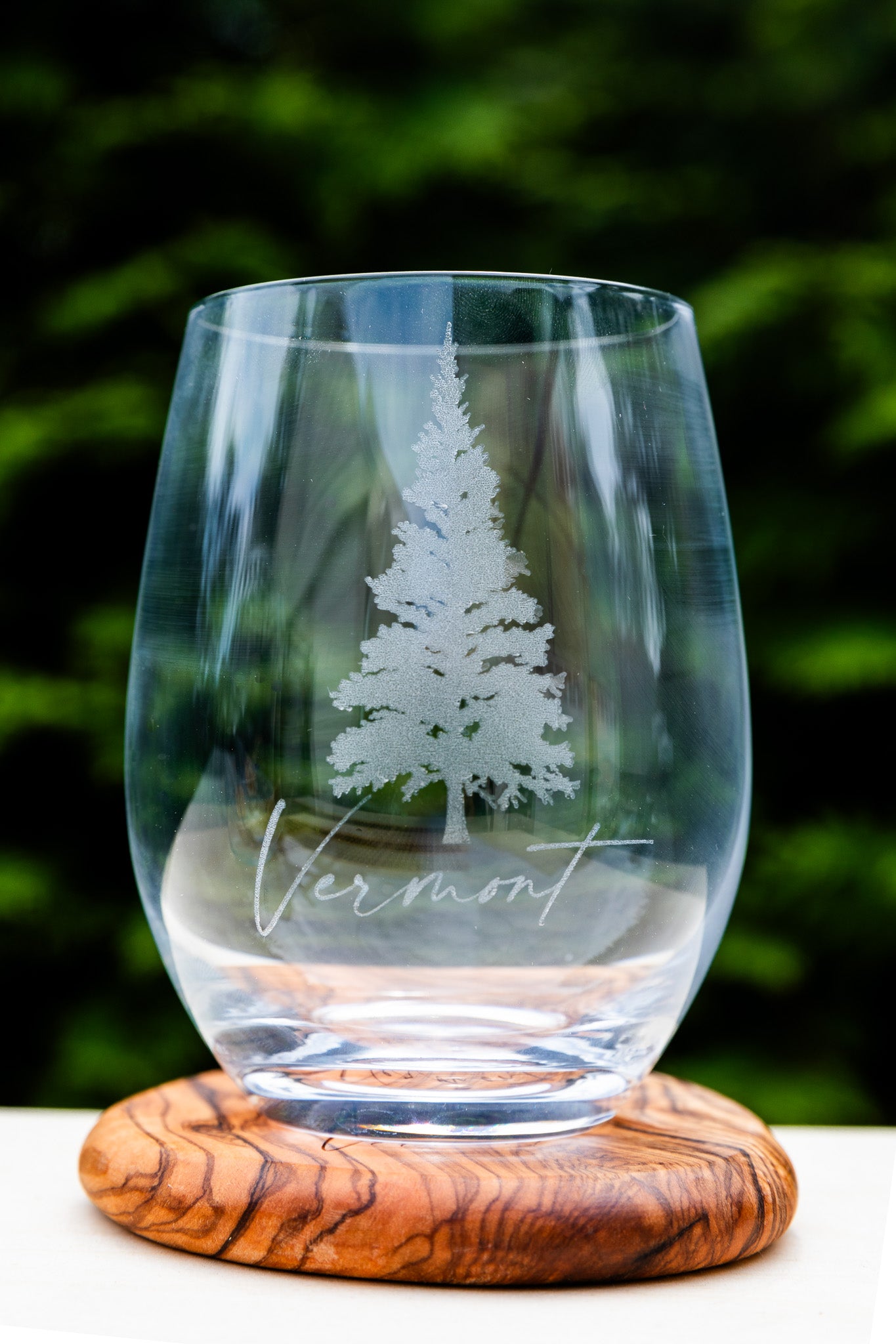 Outdoor Inspired Etched Stemless Wine Glasses