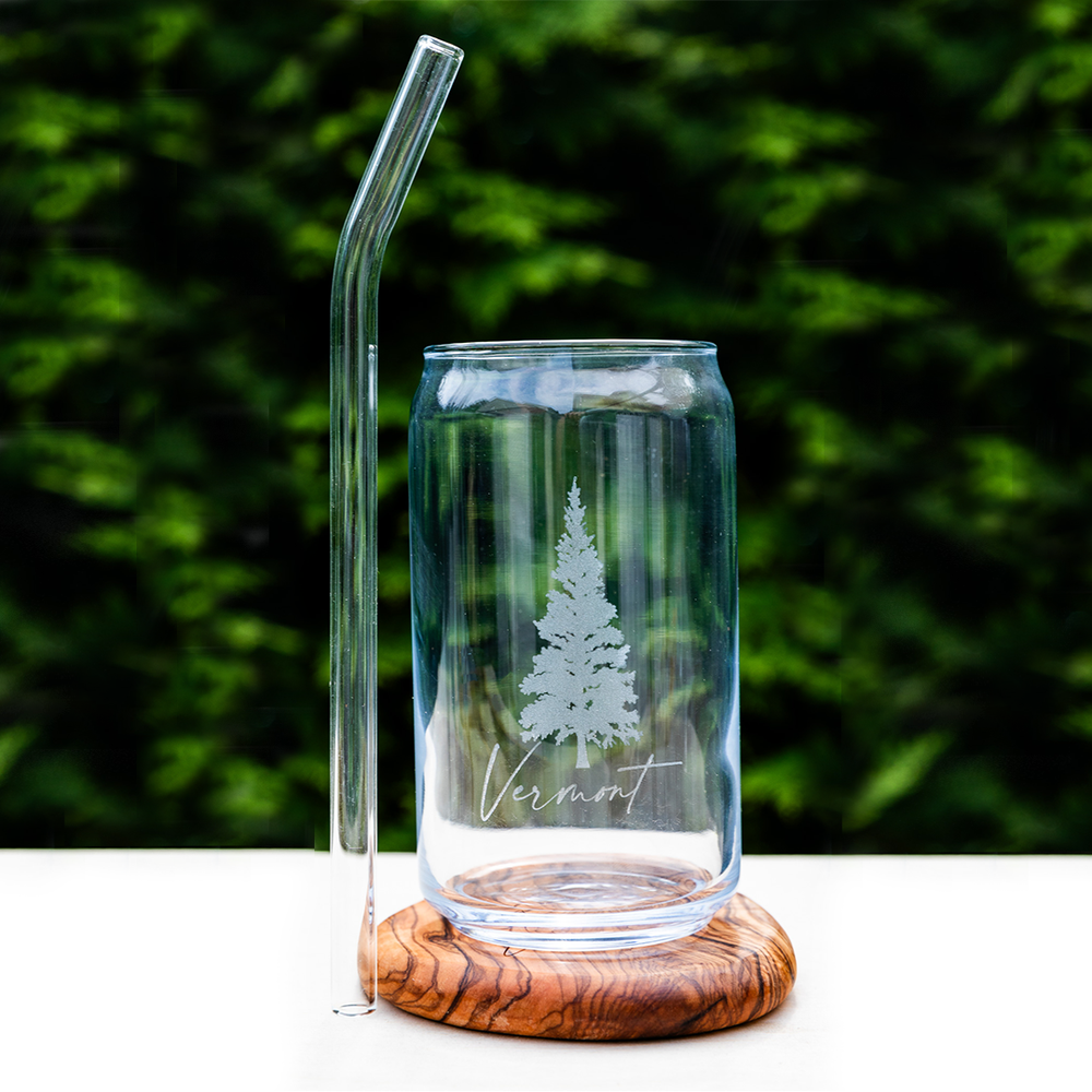 Vermont Pine Tree Etched Can Glass with Glass Straw - 16 oz